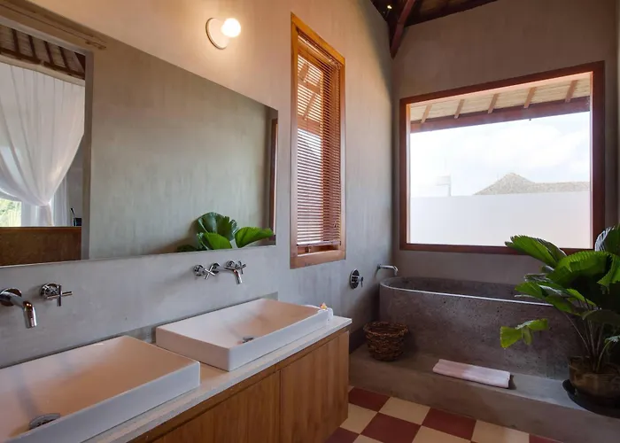 Zin Berawa & Hotel Canggu (Bali)