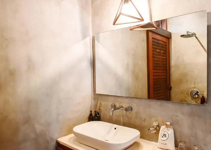 Hotel Zin Berawa & Canggu (Bali)