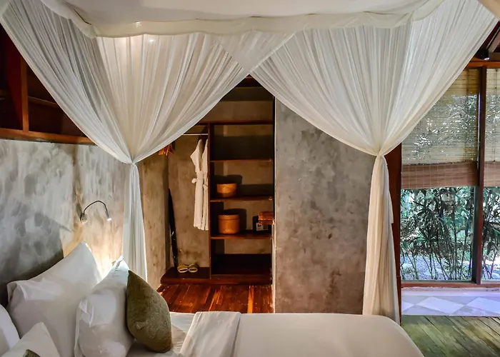 Zin Berawa & Hotel Canggu (Bali)
